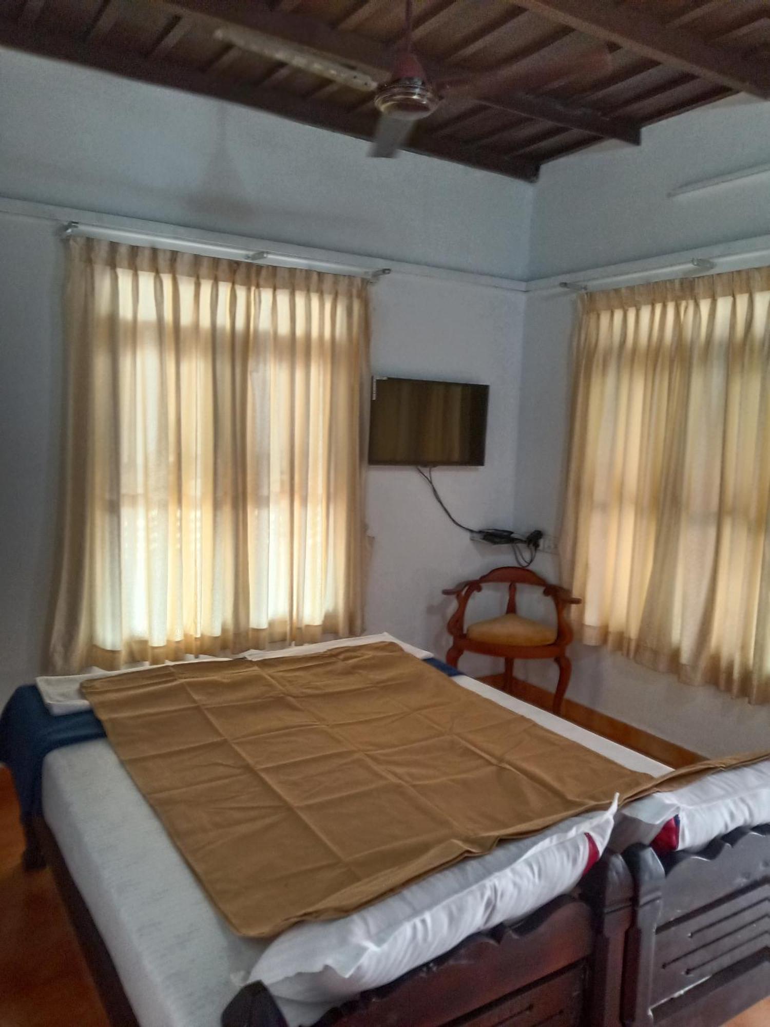 Palmy Lake Resort Alappuzha 객실 사진